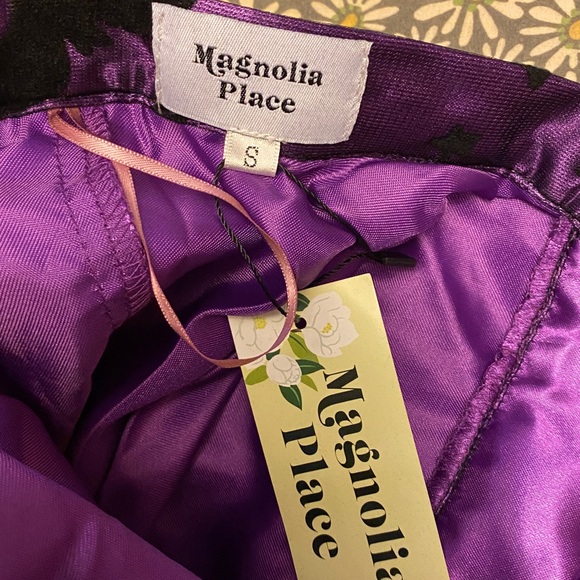 Purple/Black Velvet Bat Skirt - Picture 10 of 10